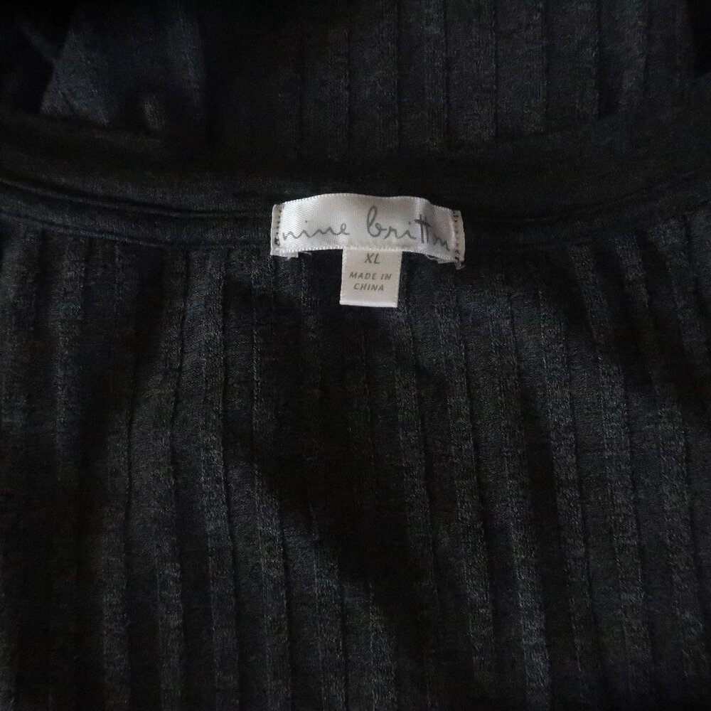 nine britton 3/4 sleeve dark grey shirt
